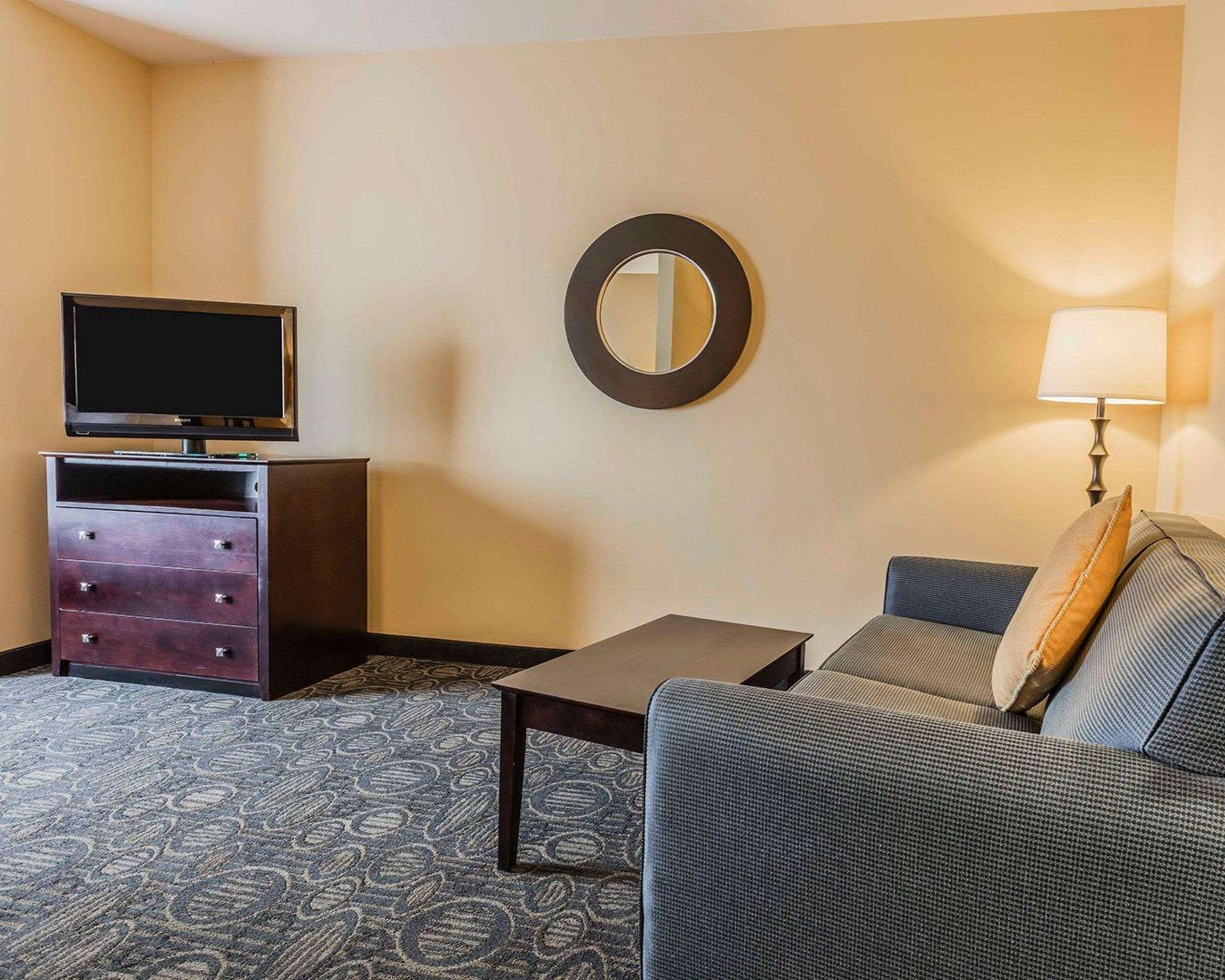 Comfort Suites Pell City I-20 Exit 158 Экстерьер фото